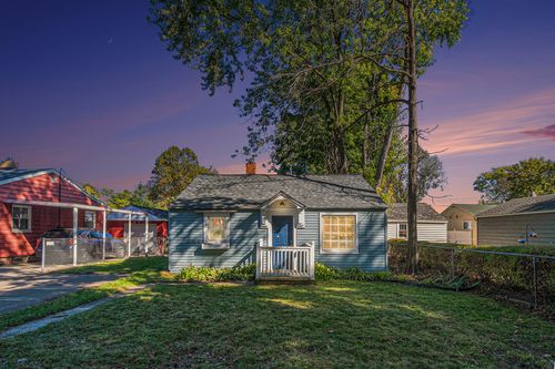 3611 Homewood Ave, Lansing, MI, 48910-4784 | Card Image