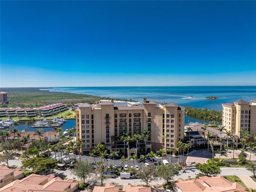 unit-701-3313 Sunset Key Cir, PUNTA GORDA, FL, 33955-3908 | Card Image