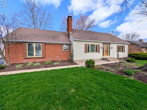 317 Cedar Brook, Sandusky, OH, 44870 | Card Image