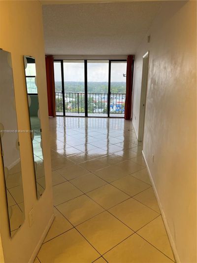 A1106 - 1470 Ne 123 St, Condo with 1 bedrooms, 1 bathrooms and null parking in North Miami FL | Image 3