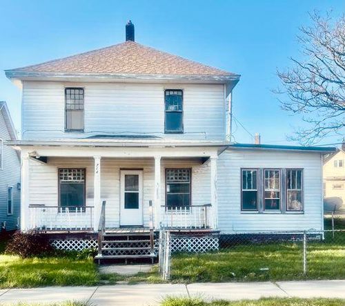 714 E 10th St, Michigan City, IN, 46360-3614 | Card Image