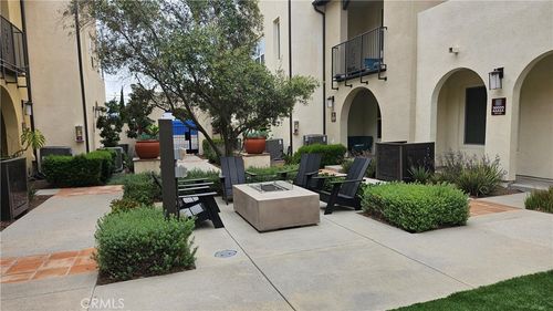 22222 Poppy Dr, Carson, CA, 90746-7457 | Card Image