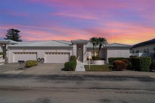 10b-4817 61st Avenue Dr W, Bradenton, FL, 34210-4033 | Card Image