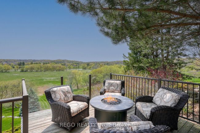 2191 Hidden Valley Cres, House other with 1 bedrooms, 4 bathrooms and 10 parking in Kitchener ON | Image 33