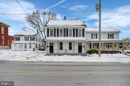 828 Broad St, CHAMBERSBURG, PA, 17201-1291 | Card Image