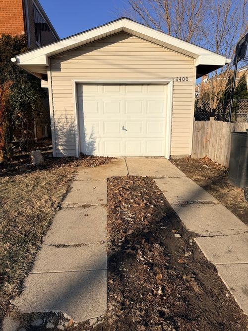 2400 Haymond St, River Grove, IL, 60171-1722 | Card Image