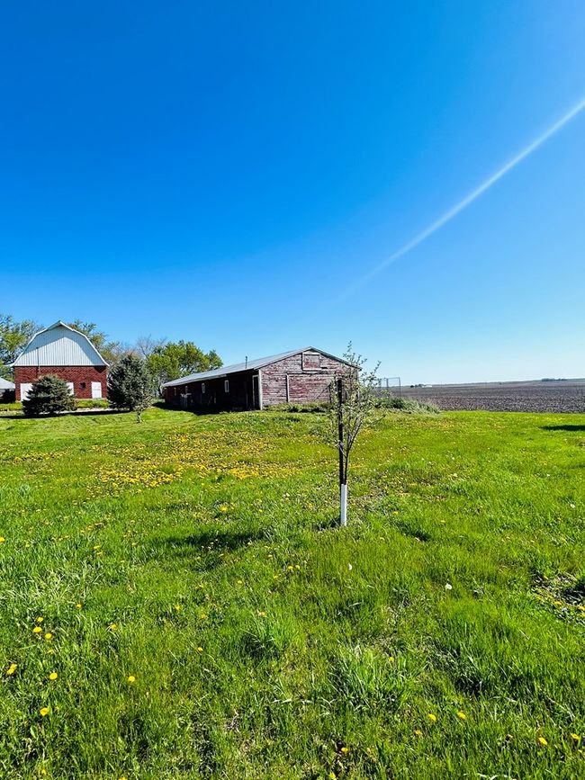 2271 200th Street, Home with 4 bedrooms, 1 bathrooms and 2 parking in Humboldt IA | Image 8
