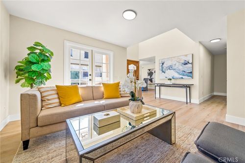 533 N Alhambra Ave, Monterey Park, CA, 91755-1308 | Card Image