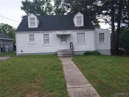 2201 Gordon St, Hopewell, VA, 23860-3418 | Card Image