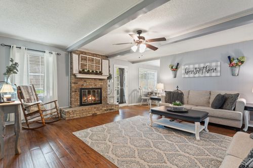 3433 Cloverdale Dr, Tyler, TX, 75701 | Card Image