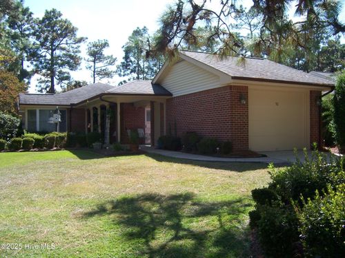 90 Pinehurst Trace Dr, Pinehurst, NC, 28374-8114 | Card Image