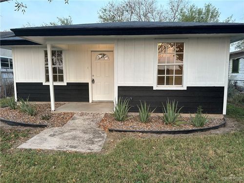 846 Garza St, Mercedes, TX, 78570-3316 | Card Image
