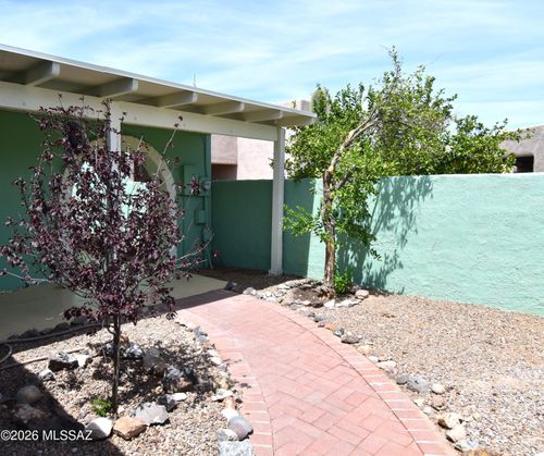 1348 W Placita Oro, Tucson, AZ, 85745-2725 | Card Image