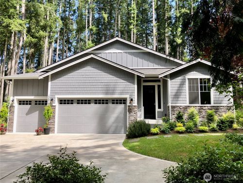 13978 Hidden Heights Ln Ne, Bainbridge Island, WA, 98110-4181 | Card Image