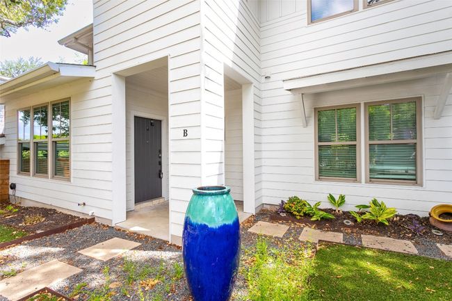 Doorway to property | Image 5