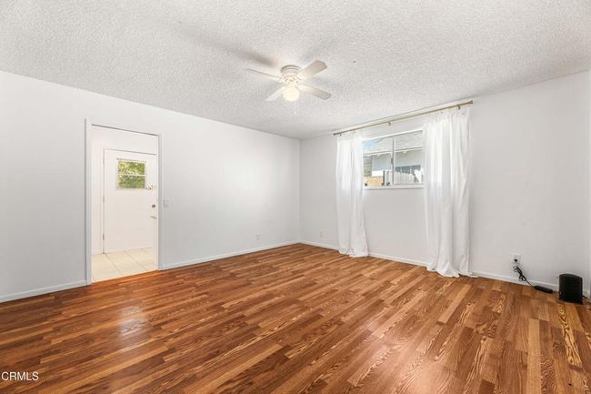 18630CantaraSt-19 rear bedroom facing ba | Image 13
