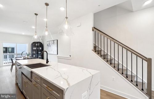 2014 Henson Norris St, ROCKVILLE, MD, 20850-6577 | Card Image