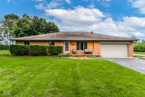 1437 Demaree Rd, Greenwood, IN, 46143-8672 | Card Image