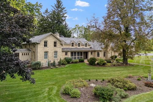 7918 Pleasant Valley Road, Cedarburg, WI, 53080 | Card Image