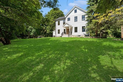 175 Crescent Ave, Allendale, NJ, 07401 | Card Image