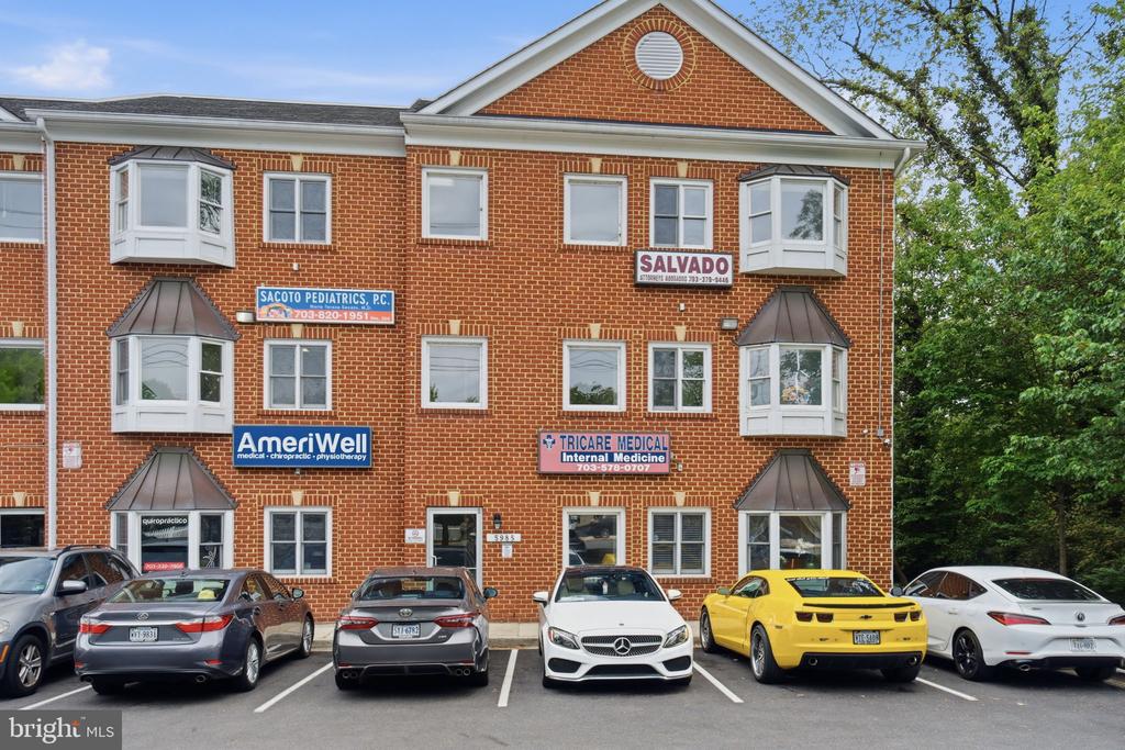 Commercial Sale in FALLS CHURCH 5