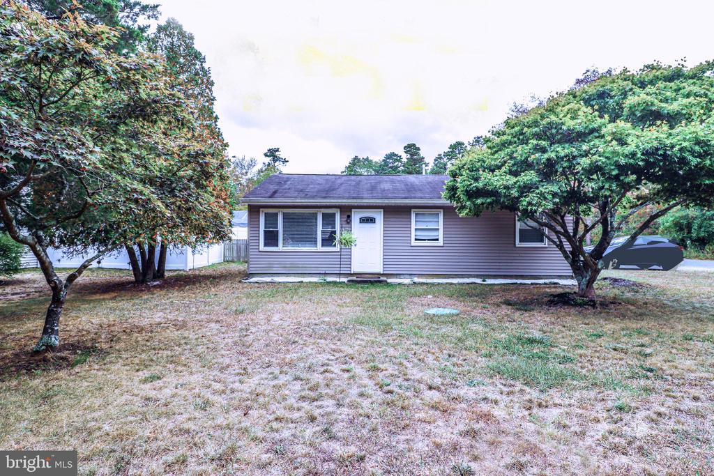 Thorn Ave, Barnegat, NJ 08005
