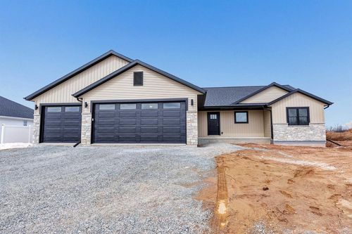541 Behrendt Park Drive Drive, SEYMOUR, WI, 54165 | Card Image