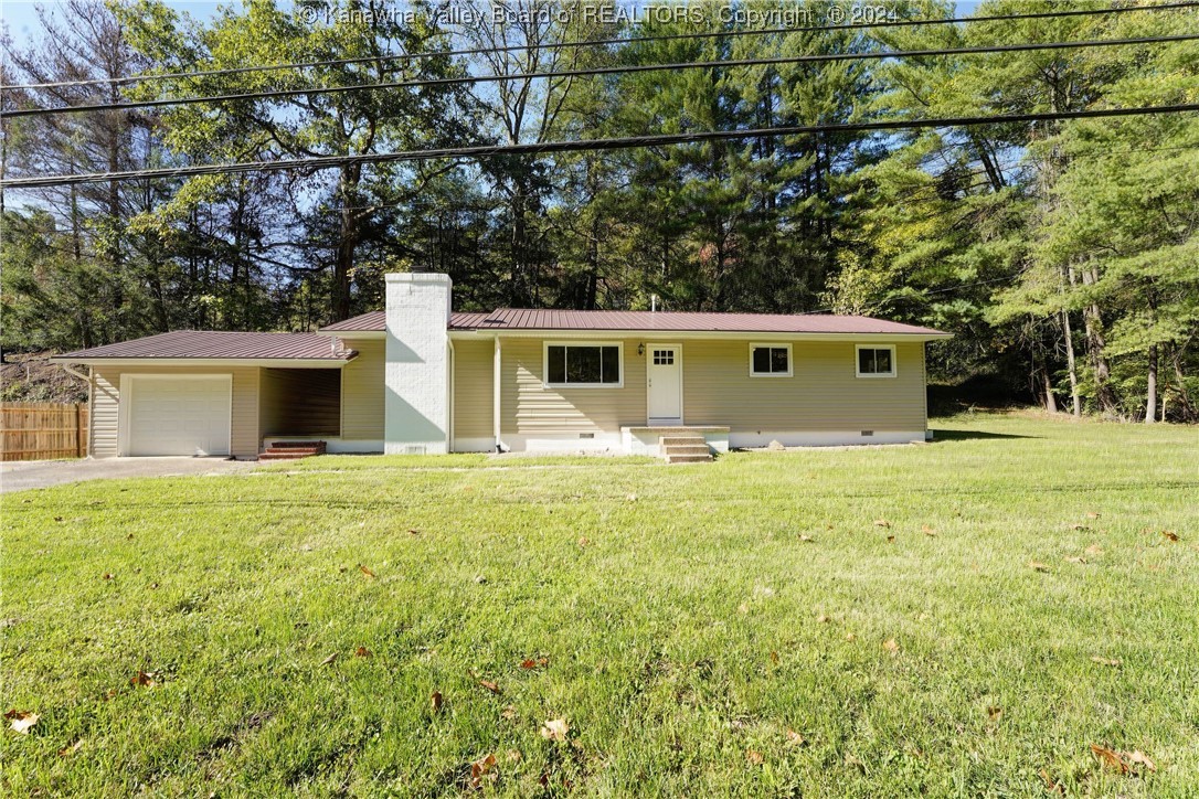 Rocky Step Rd, Scott Depot, WV 25560