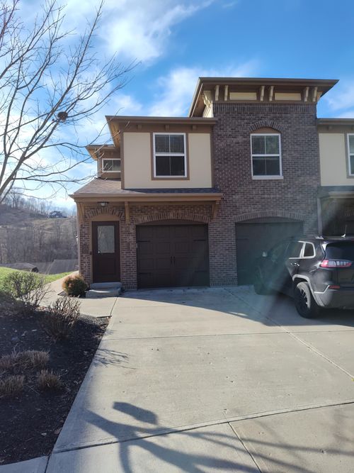 2435 Rolling Hills Dr, Covington, KY, 41017-5152 | Card Image