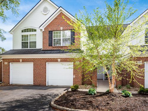 5853 Edge Of Vlg, Westerville, OH, 43081-8648 | Card Image