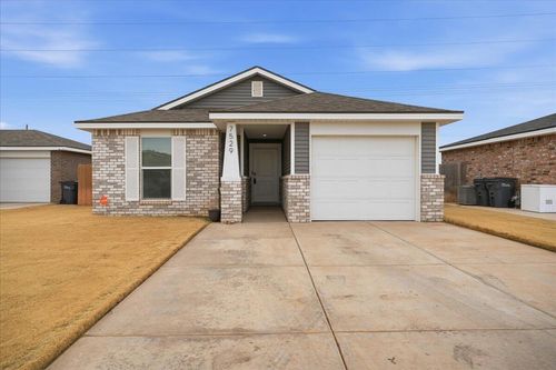 7529 33rd Pl, Lubbock, TX, 79407-2948 | Card Image