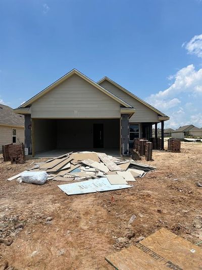 302 Caribou Court, House other with 3 bedrooms, 2 bathrooms and null parking in Huntsville TX | Image 2