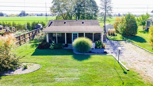 71702 Old Cedar Bank Lane, Dashwood, ON, N0M1N0 | Card Image