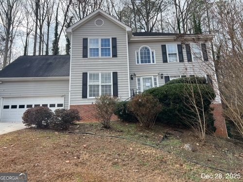 825 Connell Ln, Lawrenceville, GA, 30044-6124 | Card Image