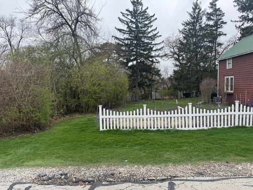 4910 Rose Ave, Downers Grove, IL, 60515-3201 | Card Image