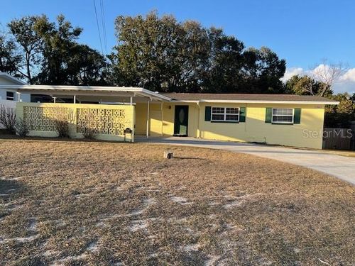 6842 Fern Cir, LEESBURG, FL, 34748-9587 | Card Image