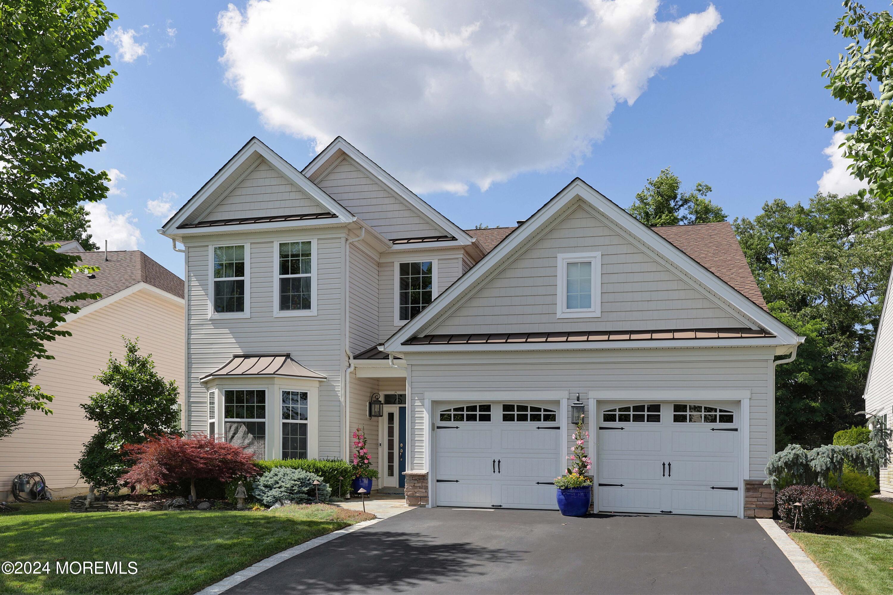 Sunset Dr, Tinton Falls, NJ 07724