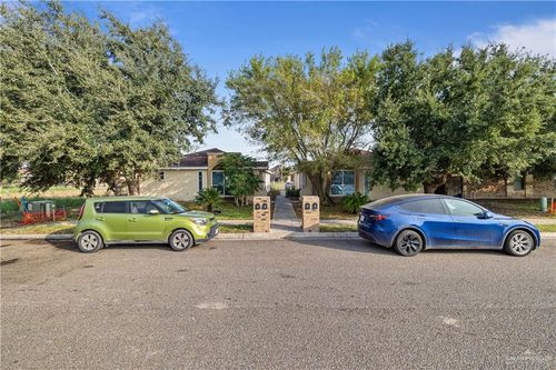 507 Pirul St, Edinburg, TX, 78541-2575 | Card Image