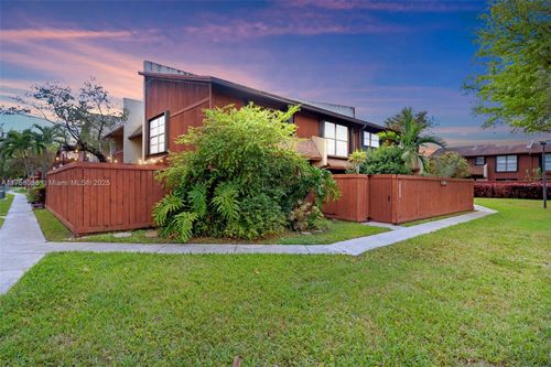 apt-a-6421 Sw 116th Ct, Miami, FL, 33173-1737 | Card Image