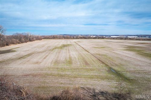 000 Missouri Bottom Rd, Bridgeton, MO, 63044 | Card Image