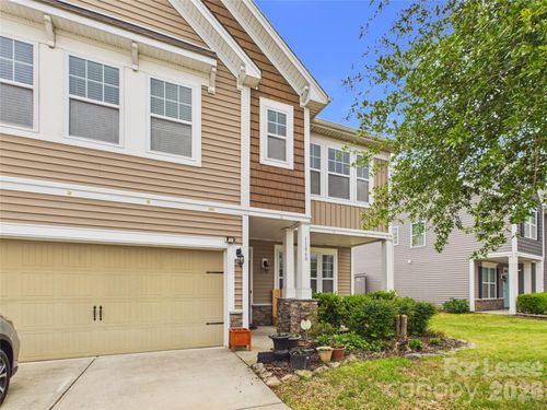 11060 Hat Creek Ln, Davidson, NC, 28036-9606 | Card Image