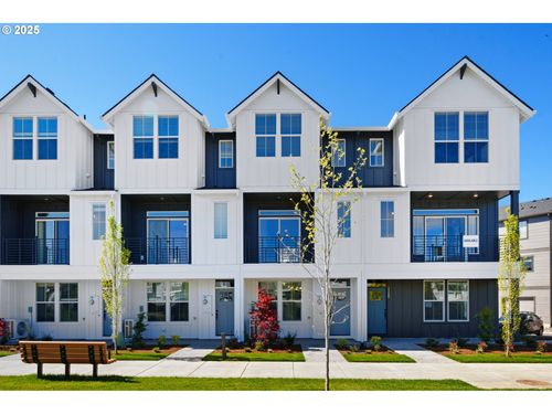 3470 Se Brookwood Ave, Hillsboro, OR, 97123 | Card Image