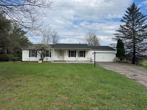 1877 Dutcher Rd, Howell, MI, 48843-9635 | Card Image