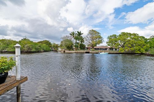 349 Ne 29th Street, Wilton Manors, FL, 33334 | Card Image