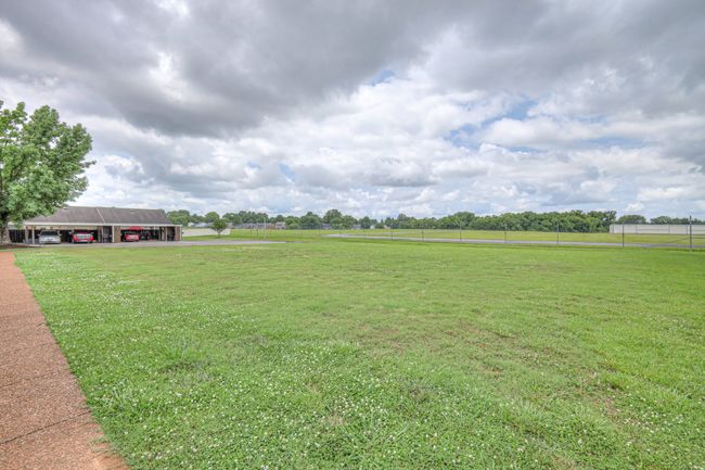 943 E Northfield Blvd, Townhouse with 3 bedrooms, 2 bathrooms and 2 parking in Murfreesboro TN | Image 39