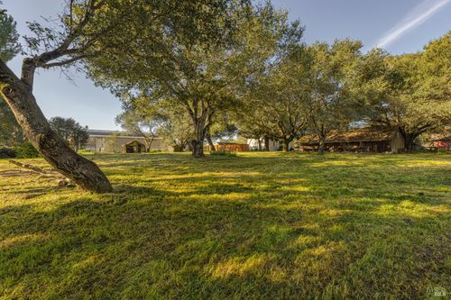 9980 Oak St, Penngrove, CA, 94951 | Card Image