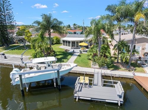 4916 Pompano Dr, New Port Richey, FL, 34652-4497 | Card Image