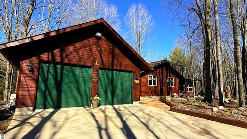 3615 W Bear Lake Rd Ne, Kalkaska, MI, 49646-8042 | Card Image