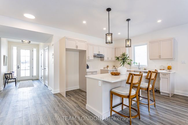 93 The Promenade, House other with 4 bedrooms, 3 bathrooms and 2 parking in Port Stanley ON | Image 4
