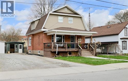 8 Ebenezer St E, Ridgetown, ON, N0P2C0 | Card Image